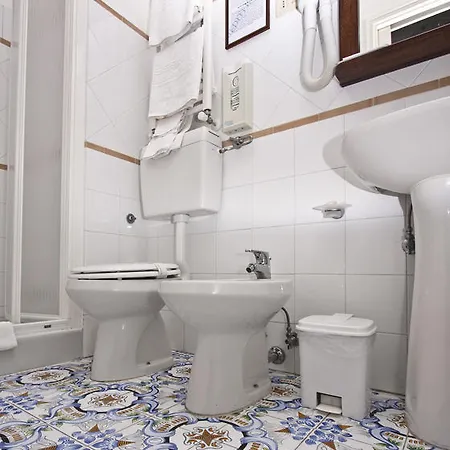 Mediterraneo Bed & Breakfast 3*